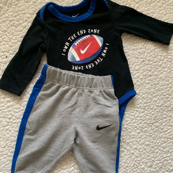 Nike 6month onesie outfit - Picture 2 of 6